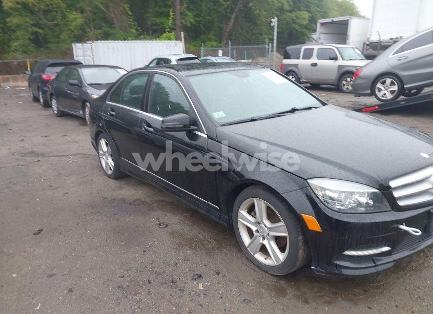 Photo 6 of 2011 Mercedes-benz C 300 LUXURY/SPORT (VIN WDDGF5EB3BR178428)