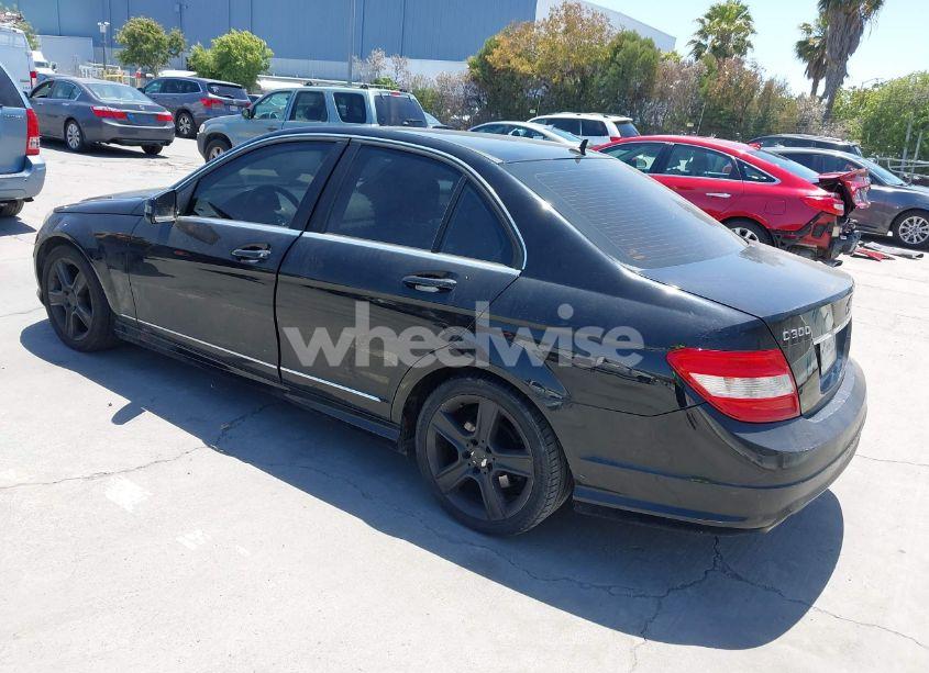 Photo 3 of 2010 Mercedes-benz C 300 LUXURY/SPORT (VIN WDDGF5EB4AF424645)