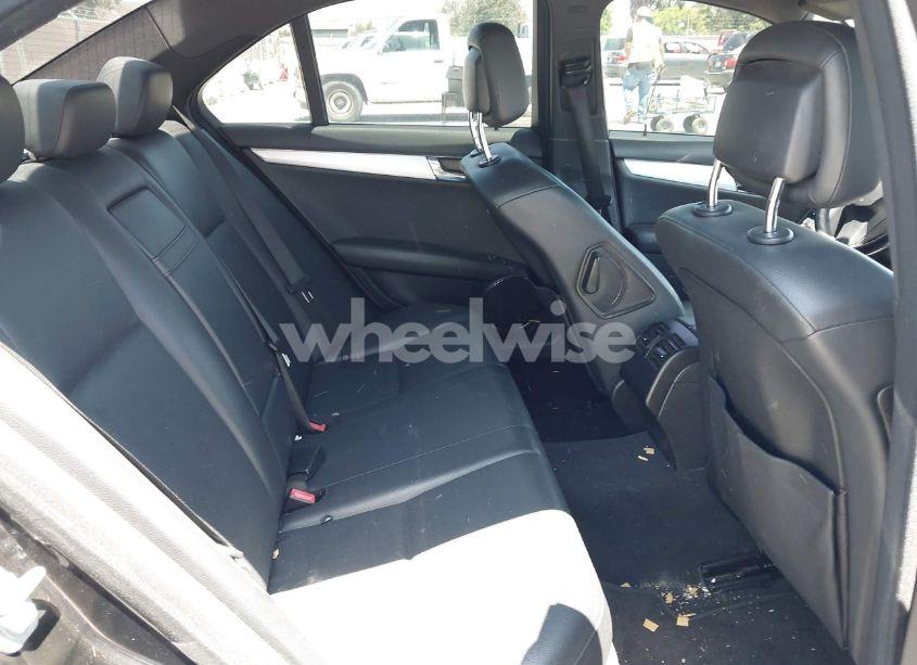 Photo 8 of 2010 Mercedes-benz C 300 LUXURY/SPORT (VIN WDDGF5EB4AF424645)