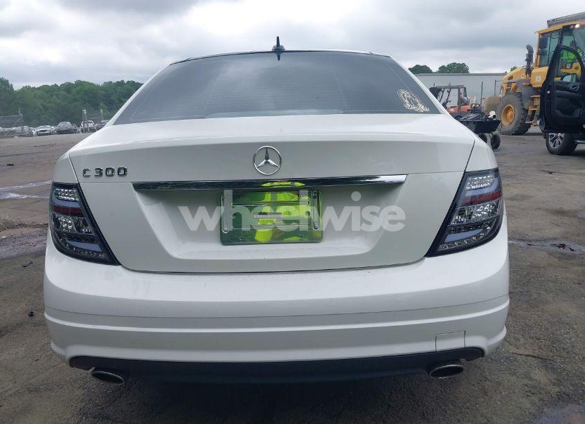 Photo 16 of 2010 Mercedes-benz C 300 LUXURY/SPORT (VIN WDDGF5EB5AR125664)
