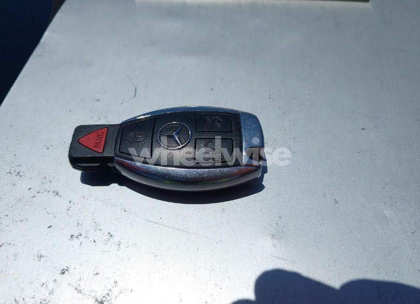 Photo 11 of 2011 Mercedes-benz C 300 LUXURY/SPORT (VIN WDDGF5EB5BA466188)