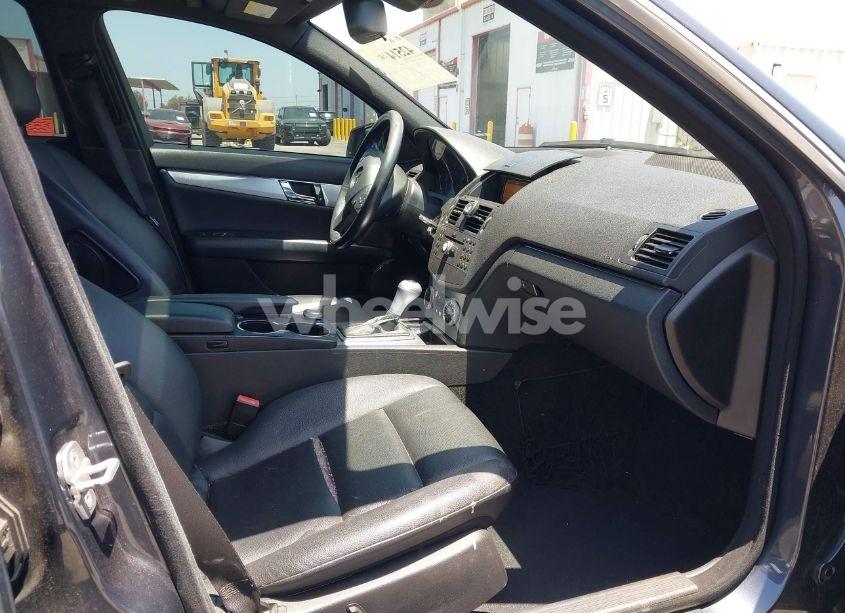 Photo 5 of 2011 Mercedes-benz C 300 LUXURY/SPORT (VIN WDDGF5EB5BA466188)