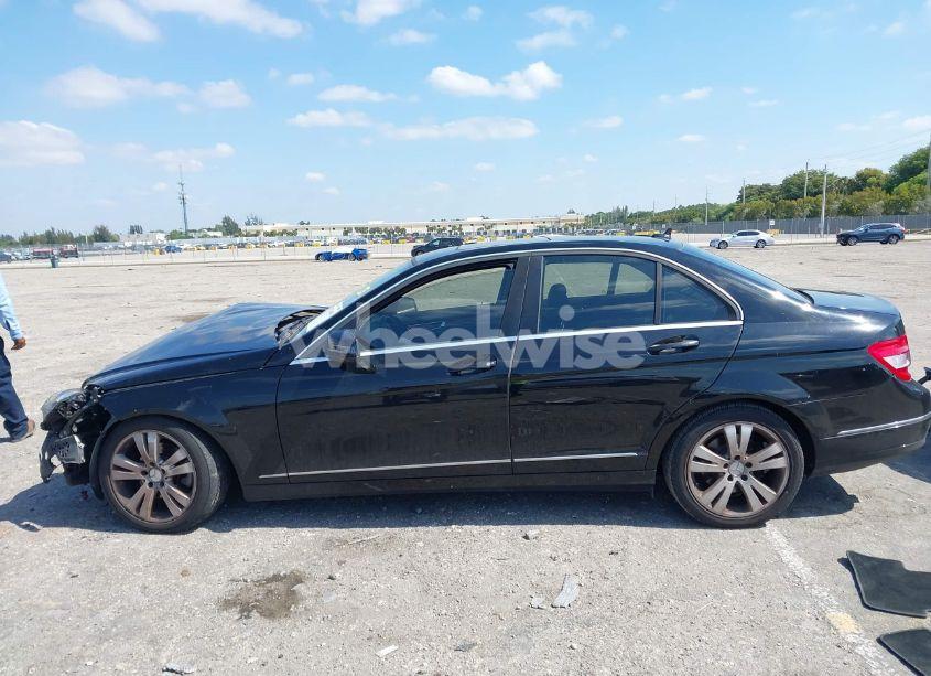 Photo 14 of 2011 Mercedes-benz C 300 LUXURY/SPORT (VIN WDDGF5EB5BR161582)