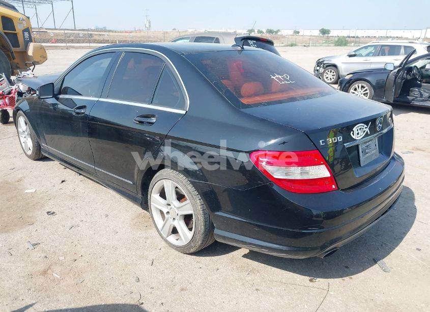 Photo 3 of 2010 Mercedes-benz C 300 LUXURY/SPORT (VIN WDDGF5EB6AR130193)