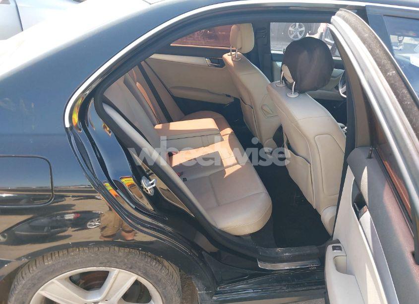 Photo 8 of 2010 Mercedes-benz C 300 LUXURY/SPORT (VIN WDDGF5EB6AR130193)