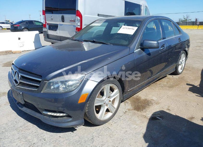 Photo 2 of 2011 Mercedes-benz C 300 LUXURY/SPORT (VIN WDDGF5EB6BR185986)