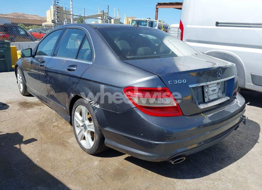 Photo 3 of 2011 Mercedes-benz C 300 LUXURY/SPORT (VIN WDDGF5EB6BR185986)