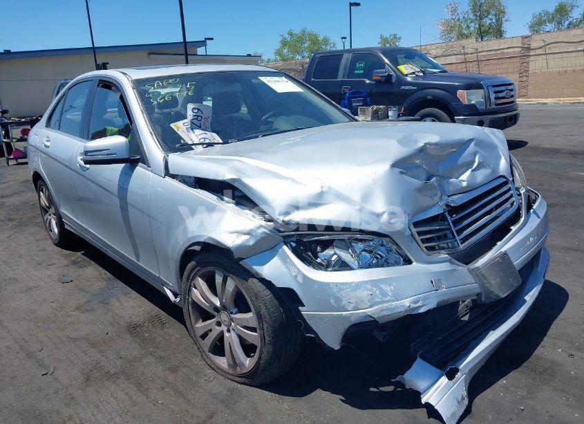 2011 Mercedes-benz C 300 LUXURY/SPORT (VIN WDDGF5EB7BR156058) main photo