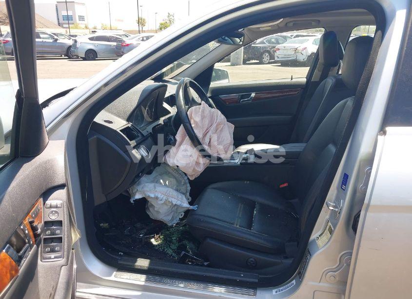 Photo 5 of 2011 Mercedes-benz C 300 LUXURY/SPORT (VIN WDDGF5EB7BR156058)