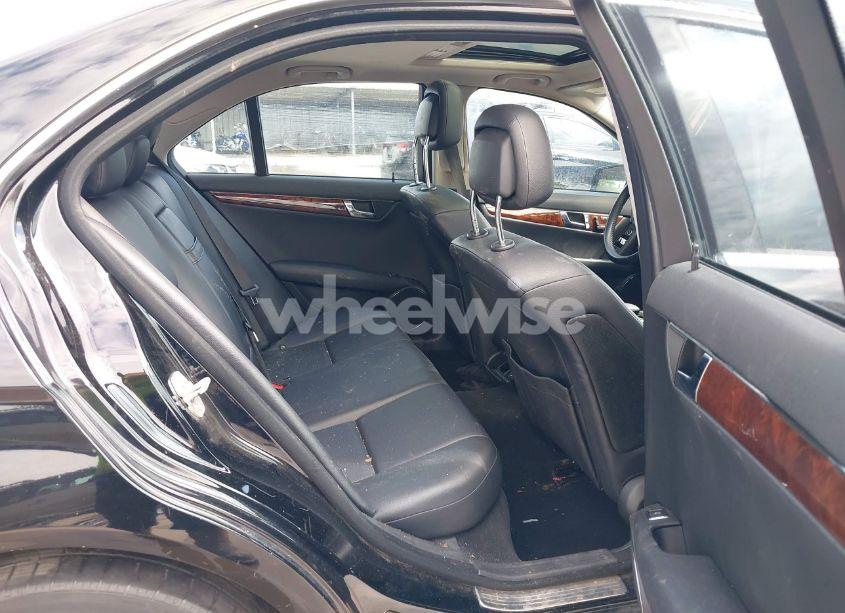 Photo 8 of 2010 Mercedes-benz C 300 LUXURY/SPORT (VIN WDDGF5EB8AR091199)