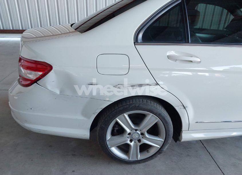 Photo 12 of 2011 Mercedes-benz C 300 LUXURY/SPORT (VIN WDDGF5EB9BR160421)