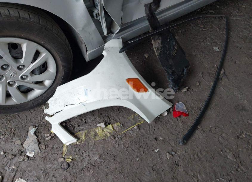 Photo 12 of 2011 Mercedes-benz C 300 LUXURY/SPORT (VIN WDDGF5EBXBA520875)