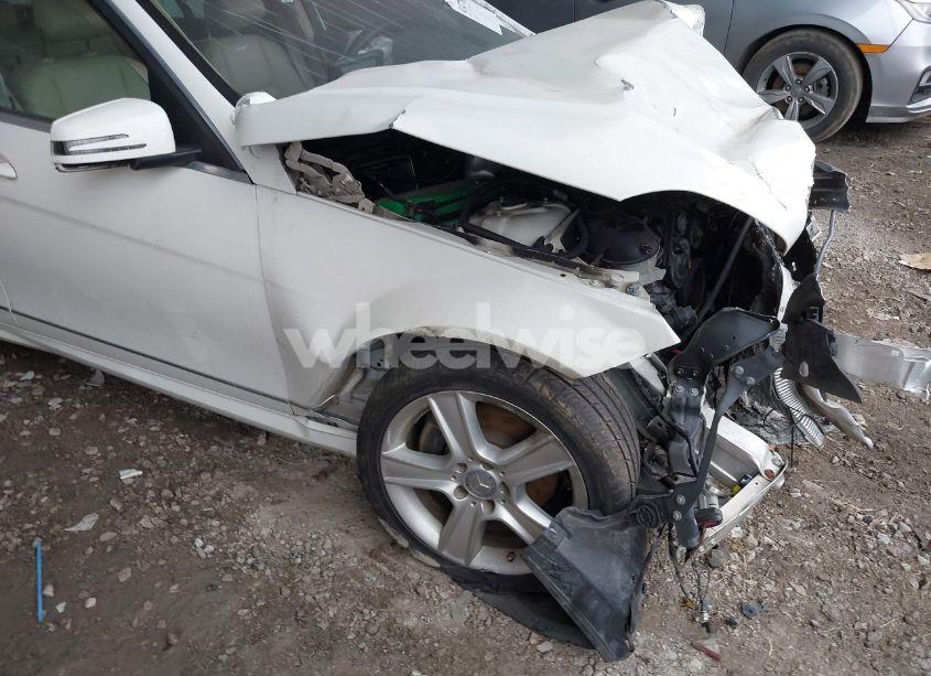 Photo 13 of 2011 Mercedes-benz C 300 LUXURY/SPORT (VIN WDDGF5EBXBA520875)