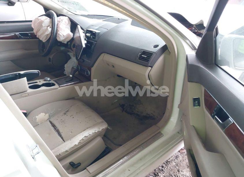 Photo 5 of 2011 Mercedes-benz C 300 LUXURY/SPORT (VIN WDDGF5EBXBA520875)