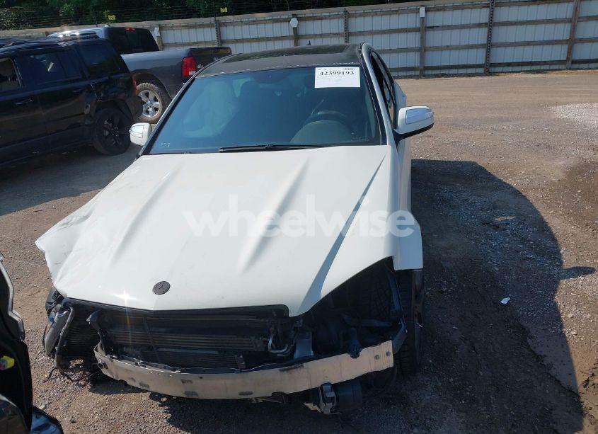 Photo 12 of 2009 Mercedes-benz C 63 AMG (VIN WDDGF77X49F275105)