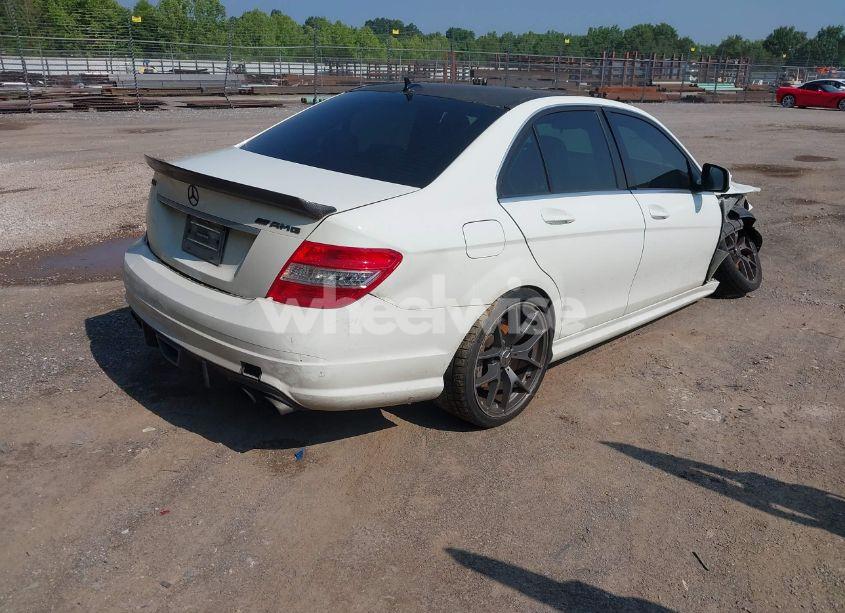 Photo 4 of 2009 Mercedes-benz C 63 AMG (VIN WDDGF77X49F275105)