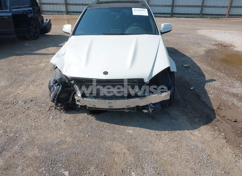 Photo 6 of 2009 Mercedes-benz C 63 AMG (VIN WDDGF77X49F275105)