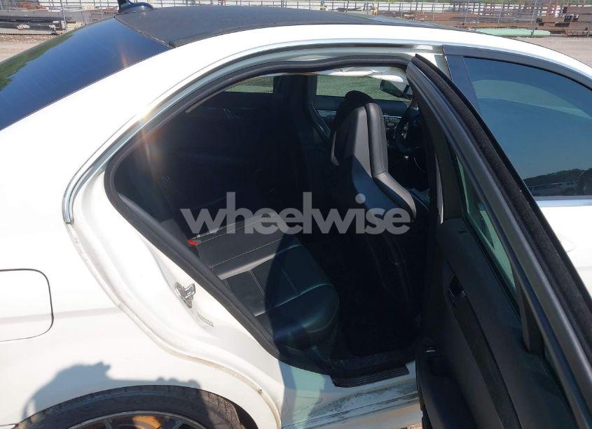 Photo 8 of 2009 Mercedes-benz C 63 AMG (VIN WDDGF77X49F275105)