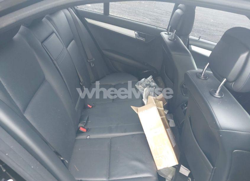 Photo 8 of 2008 Mercedes-benz C 300 LUXURY 4MATIC/SPORT 4MATIC (VIN WDDGF81X18F093780)