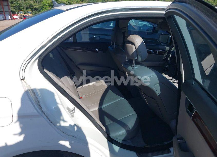 Photo 8 of 2008 Mercedes-benz C 300 LUXURY 4MATIC/SPORT 4MATIC (VIN WDDGF81X28F103832)