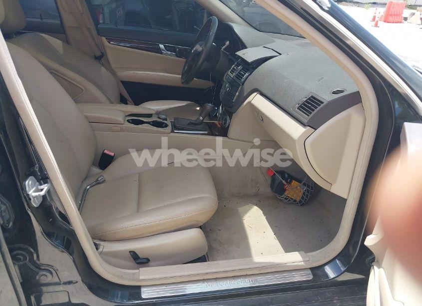 Photo 5 of 2009 Mercedes-benz C 300 LUXURY 4MATIC/SPORT 4MATIC (VIN WDDGF81X39R077130)