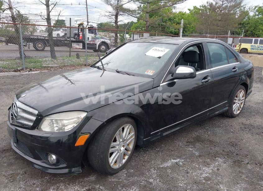 Photo 2 of 2009 Mercedes-benz C 300 LUXURY 4MATIC/SPORT 4MATIC (VIN WDDGF81X49R083504)