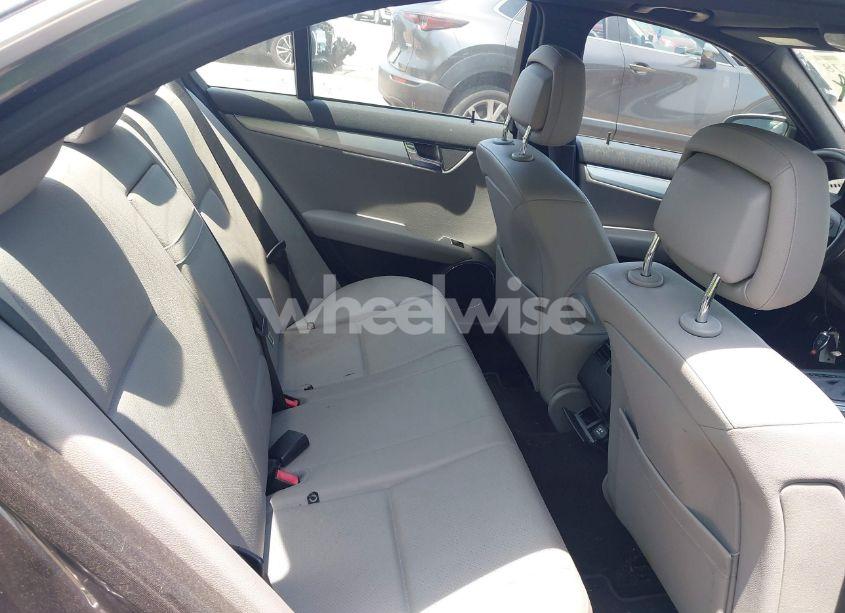 Photo 8 of 2008 Mercedes-benz C 300 LUXURY 4MATIC/SPORT 4MATIC (VIN WDDGF81X58F175432)