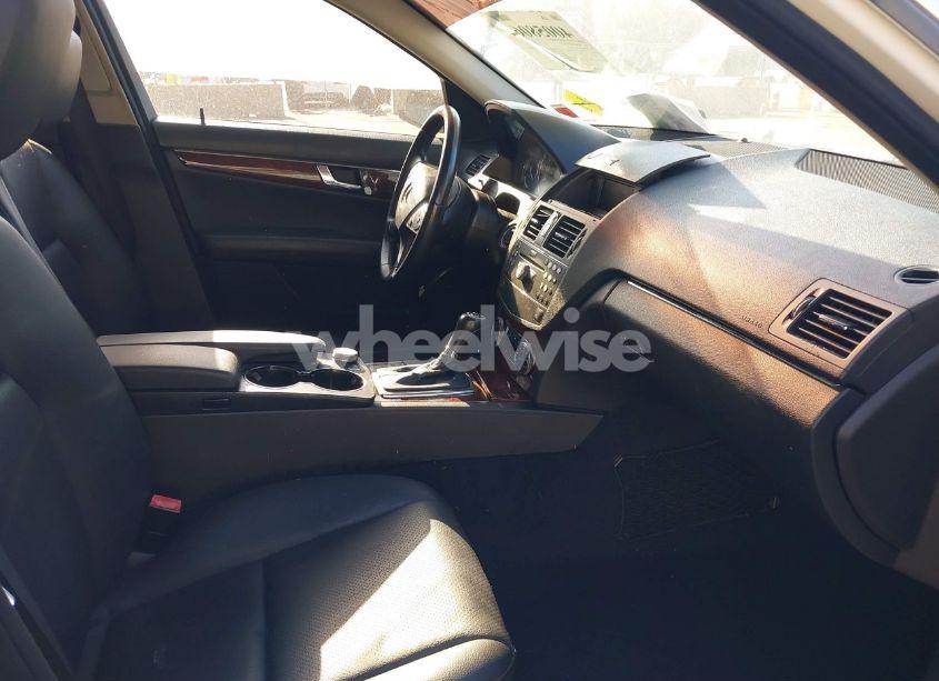Photo 5 of 2008 Mercedes-benz C 300 4MATIC (VIN WDDGF81XX8F175880)