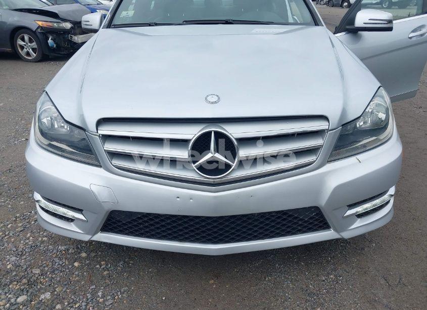 Photo 6 of 2013 Mercedes-benz C 300 LUXURY 4MATIC/SPORT 4MATIC (VIN WDDGF8AB0DR256335)