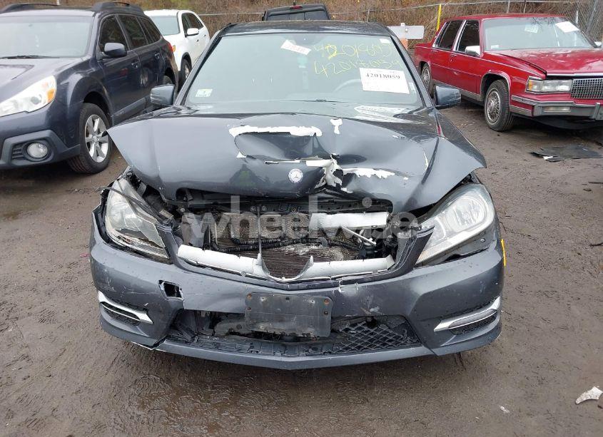 Photo 12 of 2013 Mercedes-benz C 300 LUXURY 4MATIC/SPORT 4MATIC (VIN WDDGF8AB0DR277122)