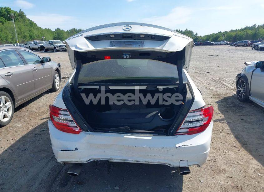 Photo 17 of 2014 Mercedes-benz C 300 LUXURY 4MATIC/SPORT 4MATIC (VIN WDDGF8AB0EA949700)