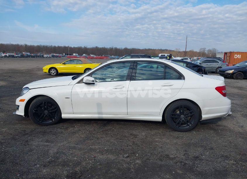 Photo 14 of 2014 Mercedes-benz C 300 C 300 LUXURY/SPORT 4MATIC (VIN WDDGF8AB0ER315661)