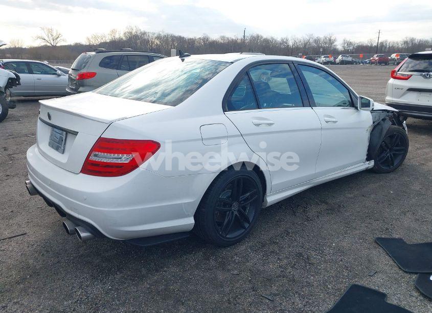 Photo 4 of 2014 Mercedes-benz C 300 C 300 LUXURY/SPORT 4MATIC (VIN WDDGF8AB0ER315661)