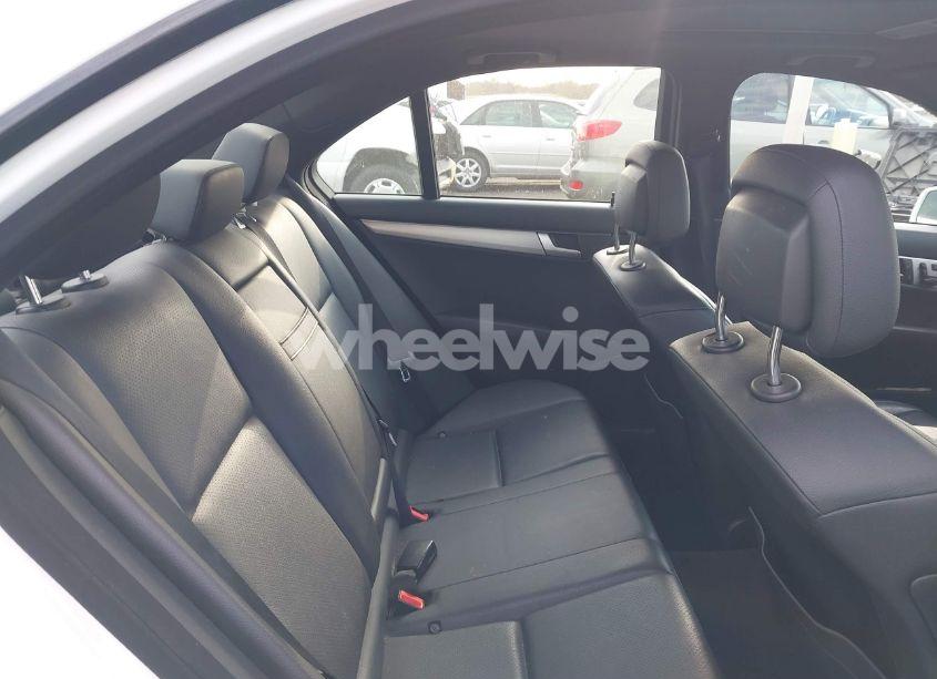 Photo 8 of 2014 Mercedes-benz C 300 C 300 LUXURY/SPORT 4MATIC (VIN WDDGF8AB0ER315661)