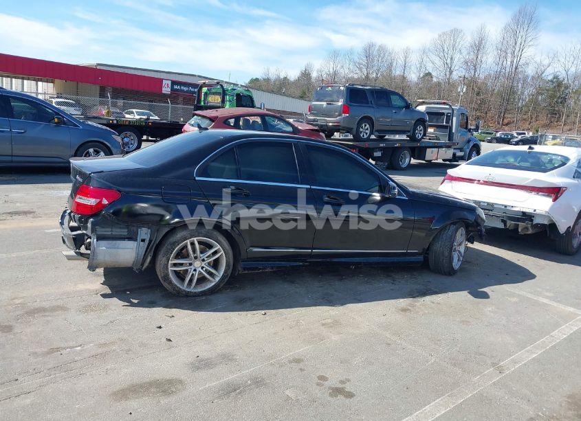 Photo 14 of 2013 Mercedes-benz C 300 LUXURY 4MATIC/SPORT 4MATIC (VIN WDDGF8AB1DR262578)