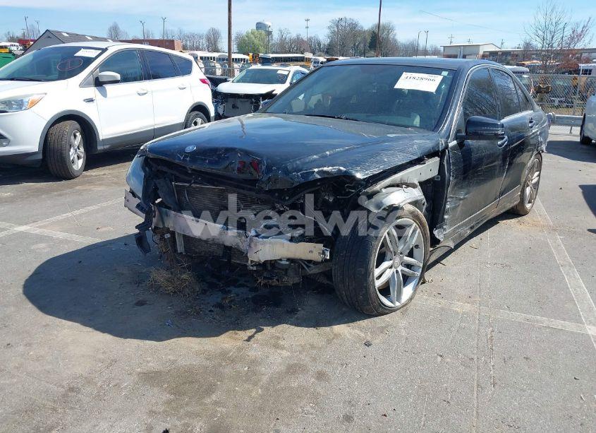 Photo 6 of 2013 Mercedes-benz C 300 LUXURY 4MATIC/SPORT 4MATIC (VIN WDDGF8AB1DR262578)