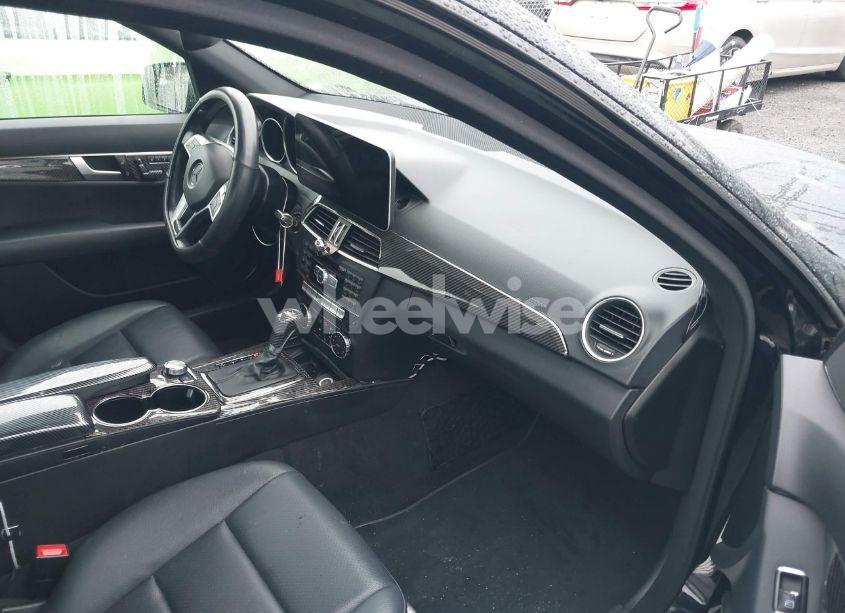 Photo 5 of 2014 Mercedes-benz C 300 LUXURY 4MATIC/SPORT 4MATIC (VIN WDDGF8AB1EA954503)