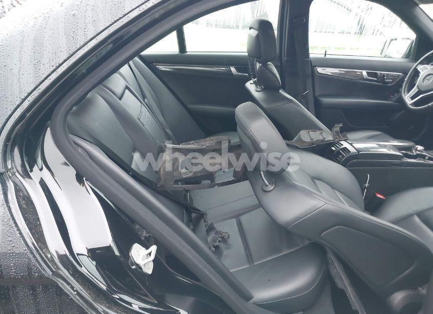 Photo 8 of 2014 Mercedes-benz C 300 LUXURY 4MATIC/SPORT 4MATIC (VIN WDDGF8AB1EA954503)