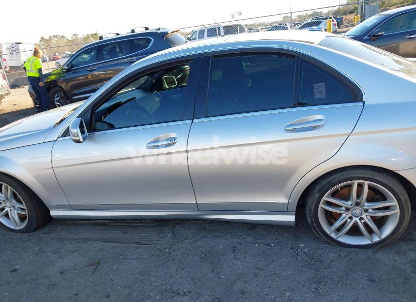 Photo 14 of 2013 Mercedes-benz C 300 LUXURY 4MATIC/SPORT 4MATIC (VIN WDDGF8AB2DG129176)