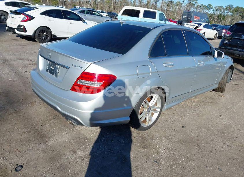 Photo 4 of 2013 Mercedes-benz C 300 LUXURY 4MATIC/SPORT 4MATIC (VIN WDDGF8AB2DG129176)
