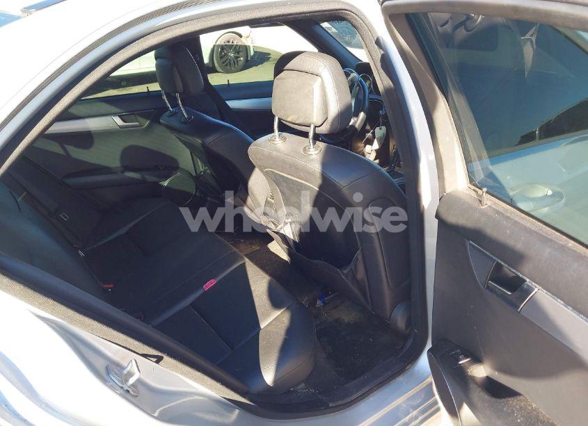 Photo 8 of 2013 Mercedes-benz C 300 LUXURY 4MATIC/SPORT 4MATIC (VIN WDDGF8AB2DG129176)