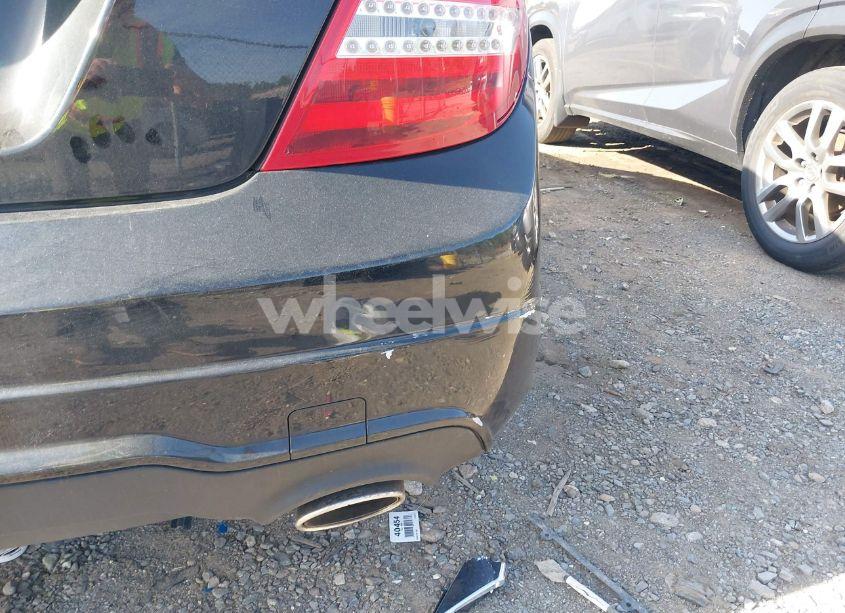 Photo 6 of 2013 Mercedes-benz C 300 LUXURY 4MATIC/SPORT 4MATIC (VIN WDDGF8AB2DR287909)