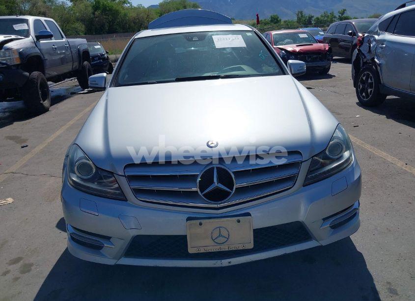 Photo 12 of 2013 Mercedes-benz C 300 LUXURY 4MATIC/SPORT 4MATIC (VIN WDDGF8AB2DR289465)