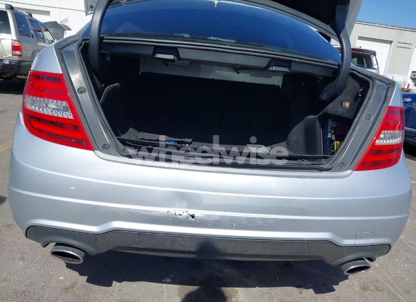 Photo 6 of 2013 Mercedes-benz C 300 LUXURY 4MATIC/SPORT 4MATIC (VIN WDDGF8AB2DR289465)