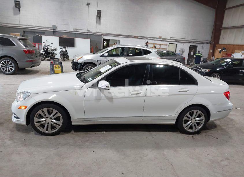 Photo 14 of 2013 Mercedes-benz C 300 LUXURY 4MATIC/SPORT 4MATIC (VIN WDDGF8AB3DA859410)