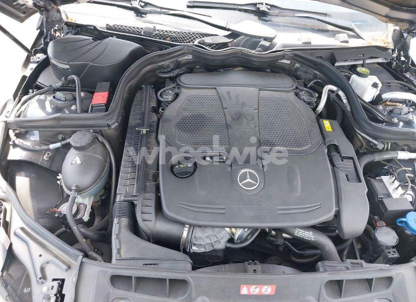 Photo 10 of 2013 Mercedes-benz C 300 LUXURY 4MATIC/SPORT 4MATIC (VIN WDDGF8AB3DR247015)