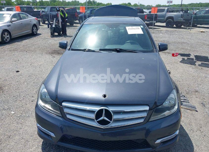 Photo 12 of 2013 Mercedes-benz C 300 LUXURY 4MATIC/SPORT 4MATIC (VIN WDDGF8AB3DR247015)