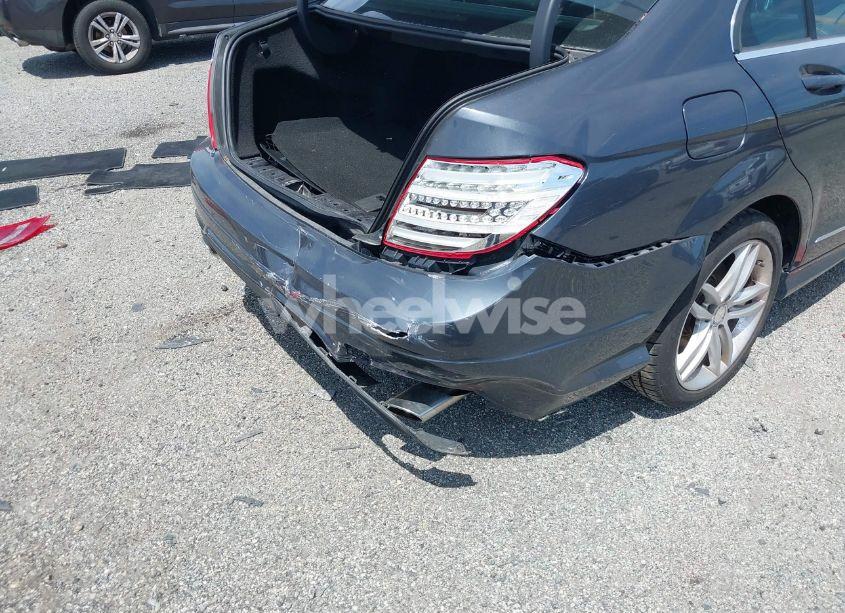 Photo 6 of 2013 Mercedes-benz C 300 LUXURY 4MATIC/SPORT 4MATIC (VIN WDDGF8AB3DR247015)