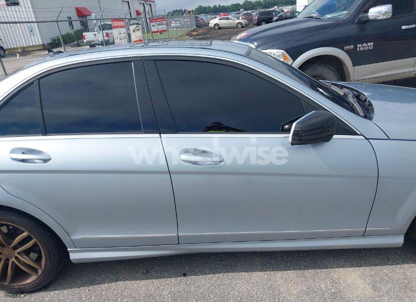 Photo 13 of 2013 Mercedes-benz C 300 LUXURY 4MATIC/SPORT 4MATIC (VIN WDDGF8AB3DR280578)