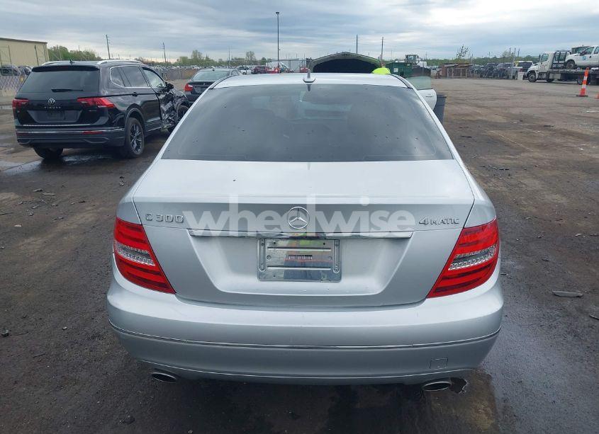 Photo 16 of 2014 Mercedes-benz C 300 LUXURY 4MATIC/SPORT 4MATIC (VIN WDDGF8AB4EG227658)